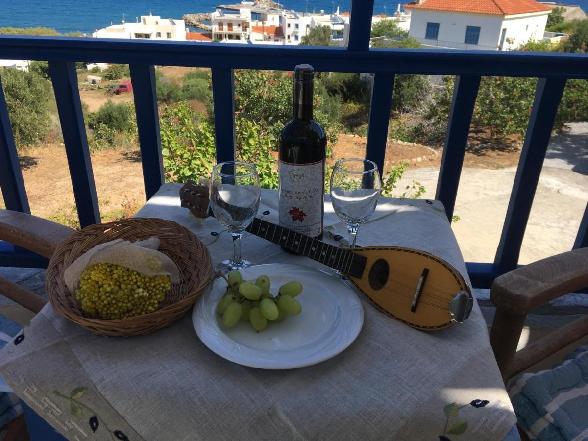 Evangelia House Sea View Apartments Agia Pelagia  Esterno foto